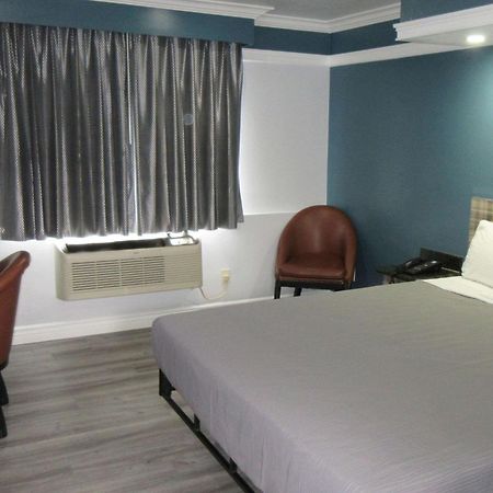 Rodeway Inn Commerce - Los Angeles Extérieur photo