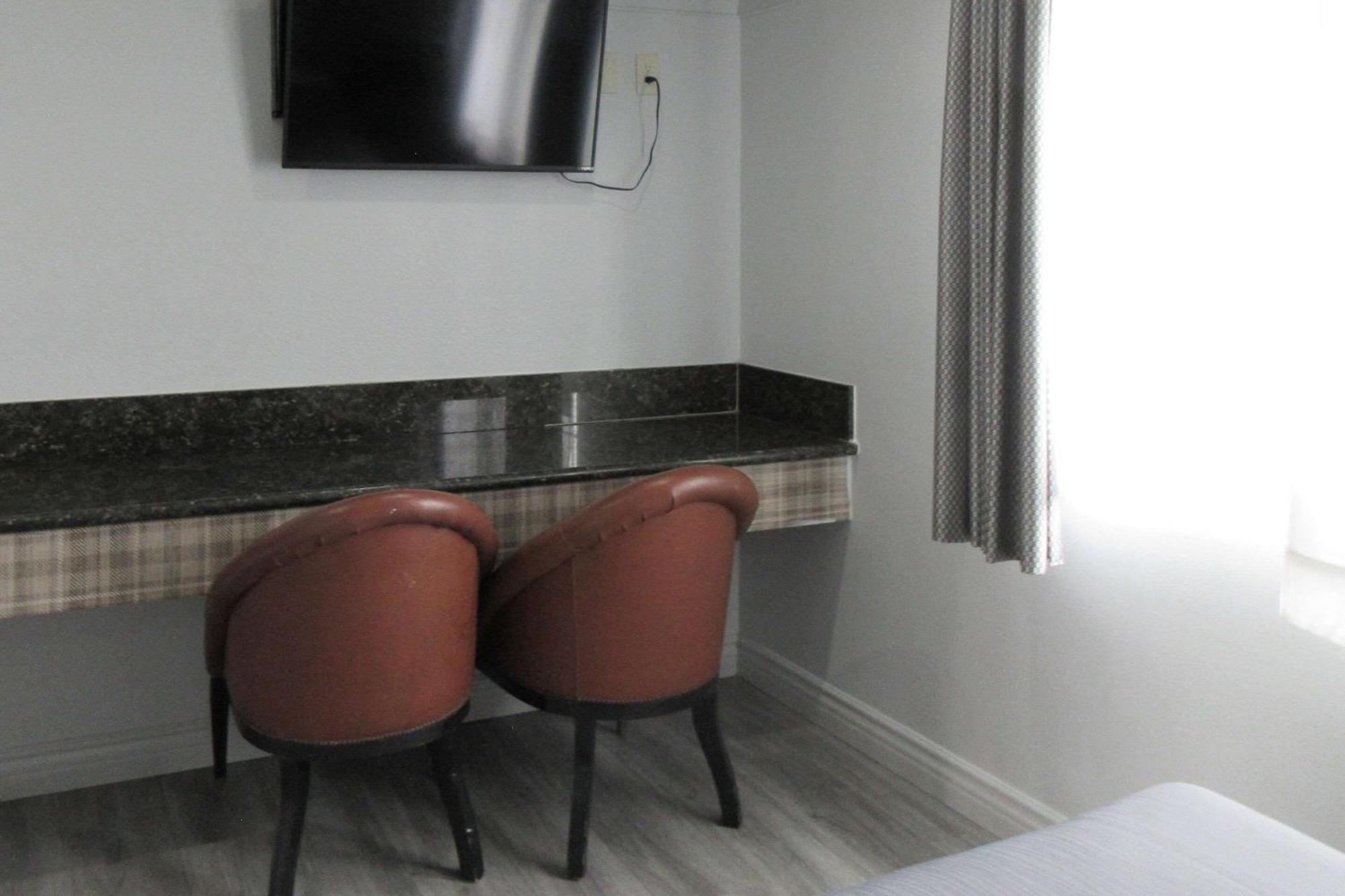 Rodeway Inn Commerce - Los Angeles Extérieur photo